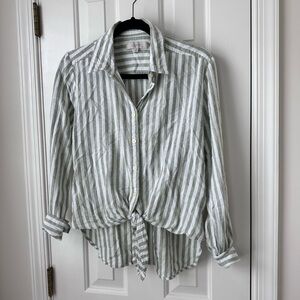Loft Striped Tie Front Everyday Linen blend Shirt. Size S